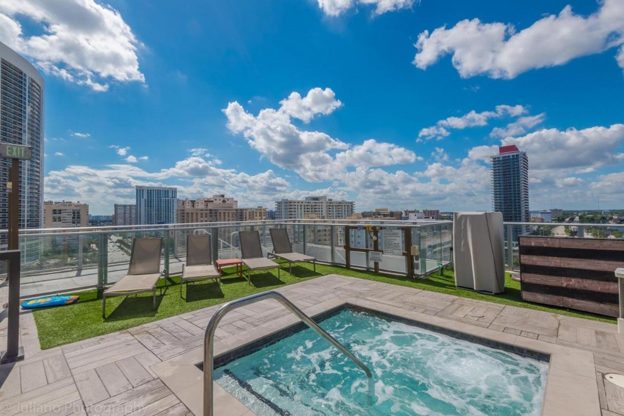 Ocean View 1 Bed On The Beach 19Th Floor Hollywood Hallandale Beach Luaran gambar