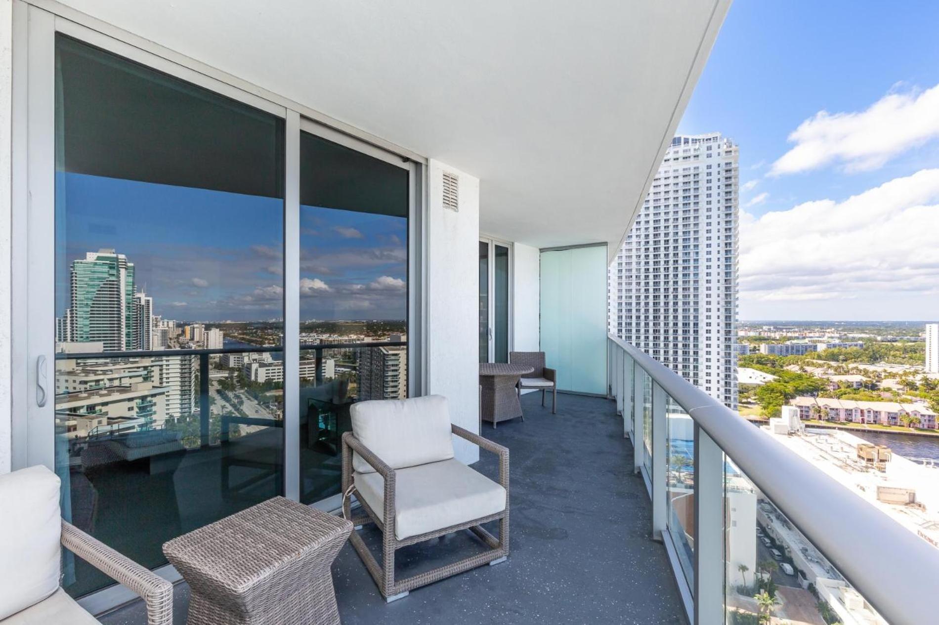Ocean View 1 Bed On The Beach 19Th Floor Hollywood Hallandale Beach Luaran gambar