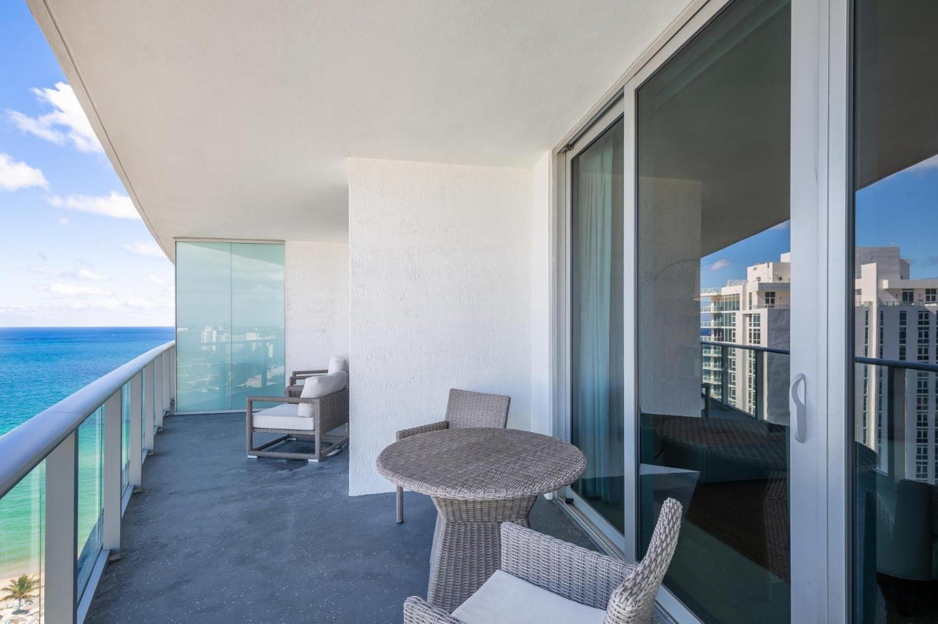 Ocean View 1 Bed On The Beach 19Th Floor Hollywood Hallandale Beach Luaran gambar